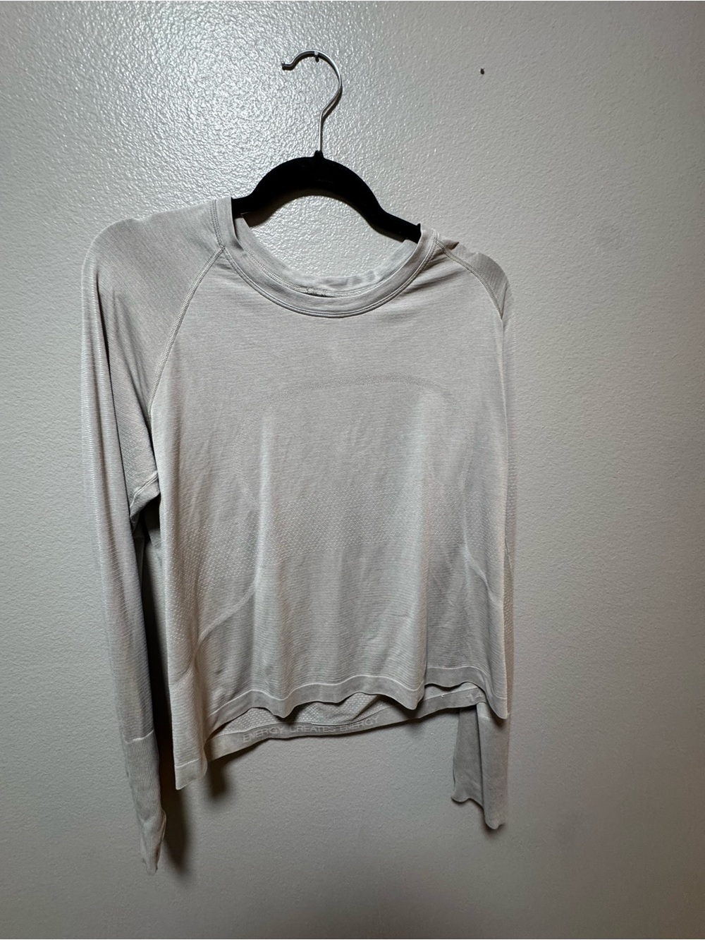 Lululemon Women’s athletic Lightweight Crewneck Long Sleeve Top - grey